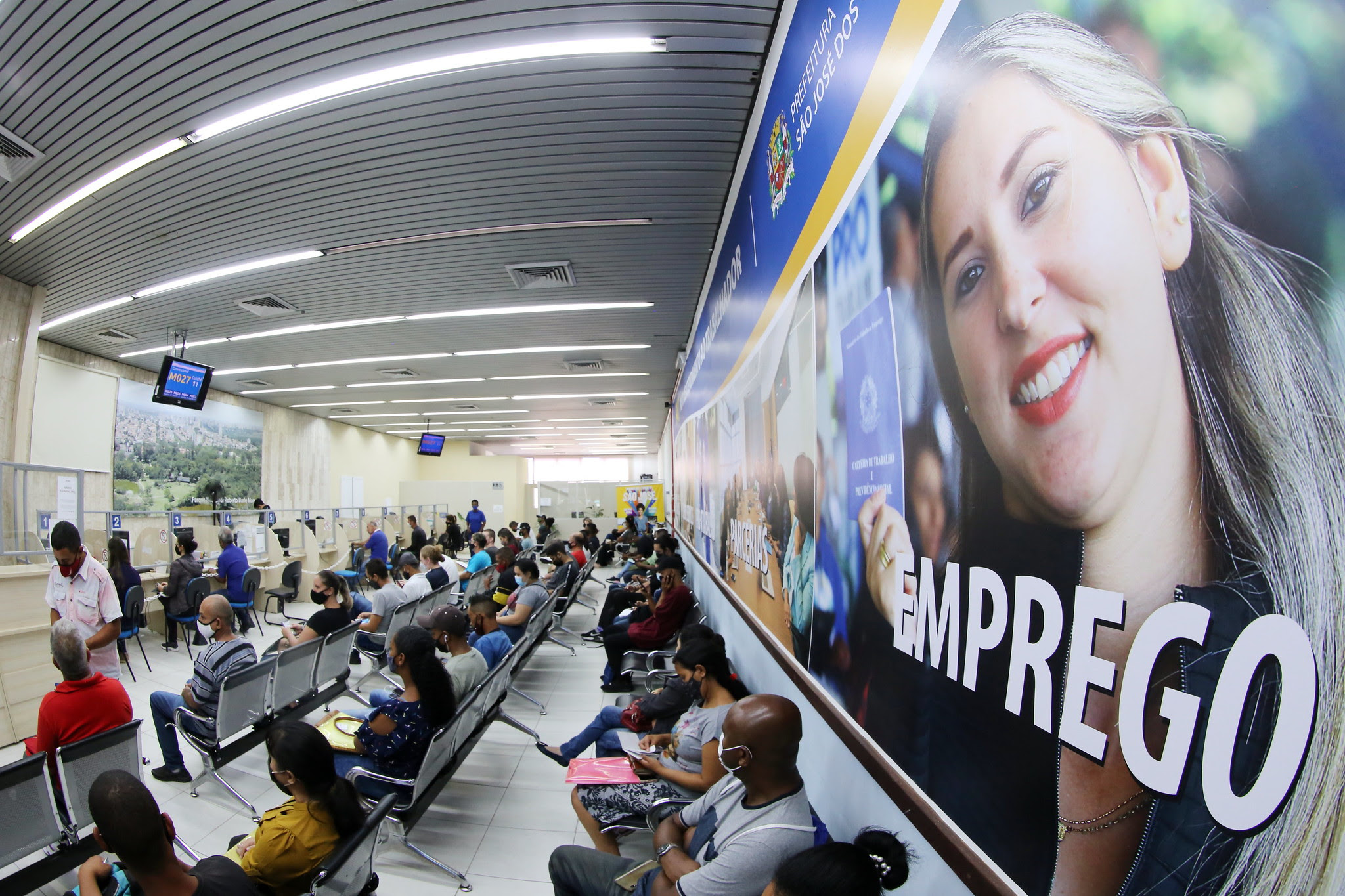 PAT oferece 434 vagas de emprego na segunda (30)