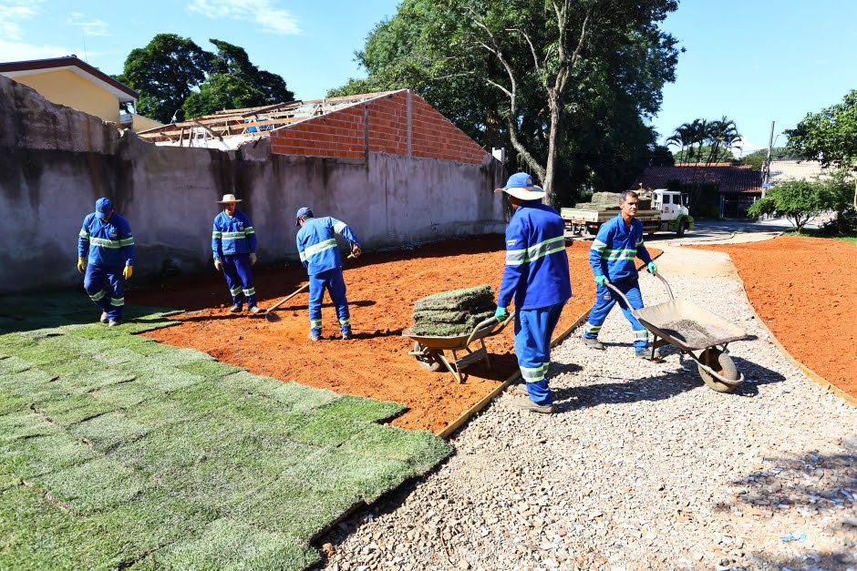 Prefeitura recupera área verde e reforça arborização no Vista Verde