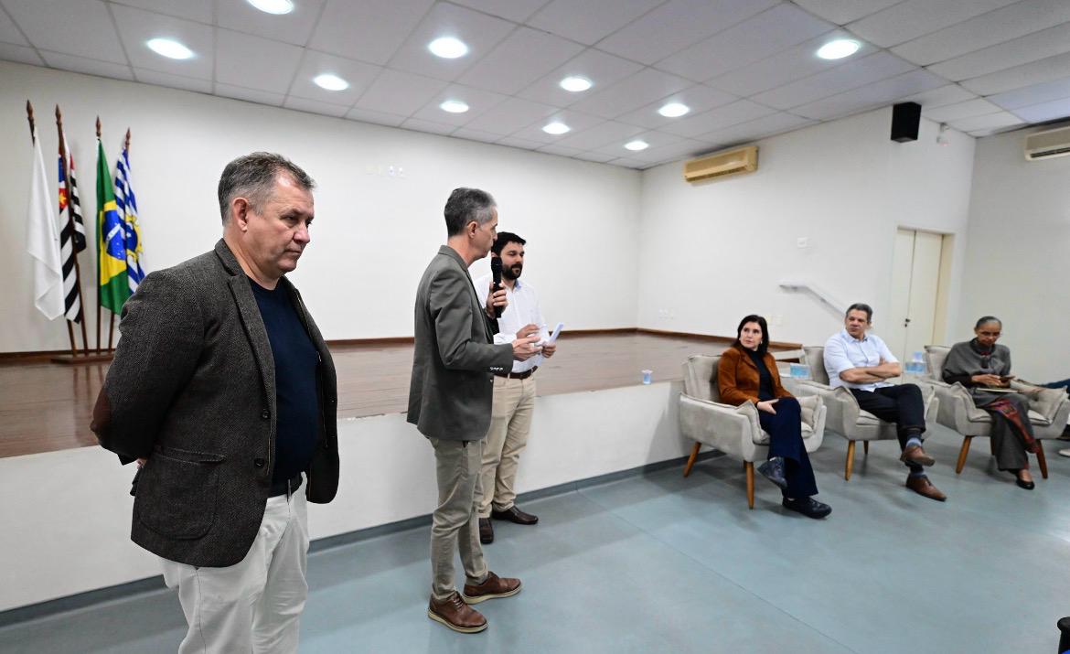 ASSECRE recebe Fernando Haddad, Simone Tebet e Marina Silva para encontro com empresários em São José