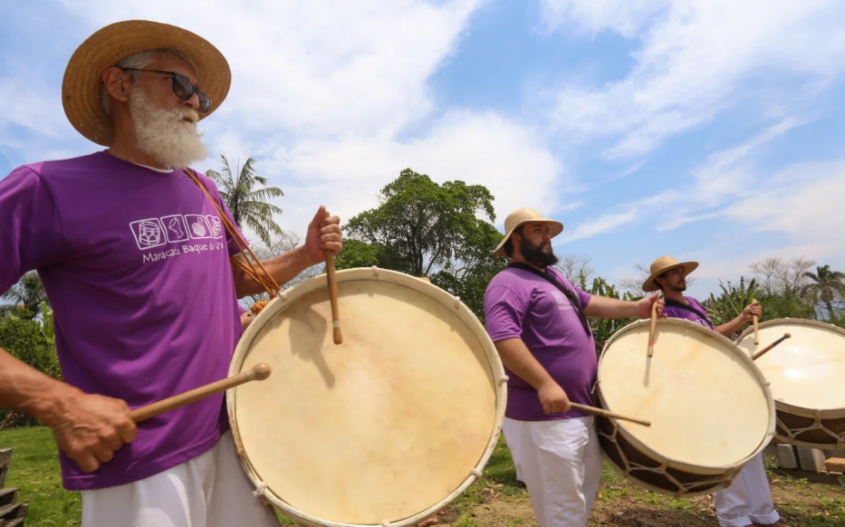 Baque do Vale leva maracatu ao Bar de Quinta em São José